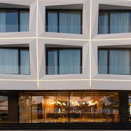 Chic Boutique Hotel Влёра Экстерьер фото
