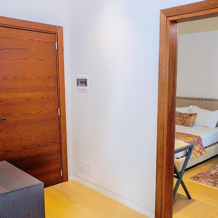 Chic Boutique Hotel Влёра Экстерьер фото