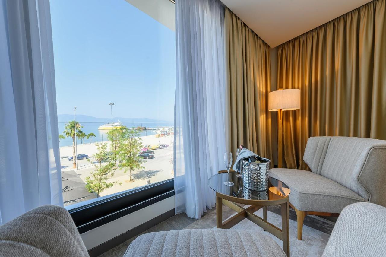 Chic Boutique Hotel Влёра Экстерьер фото