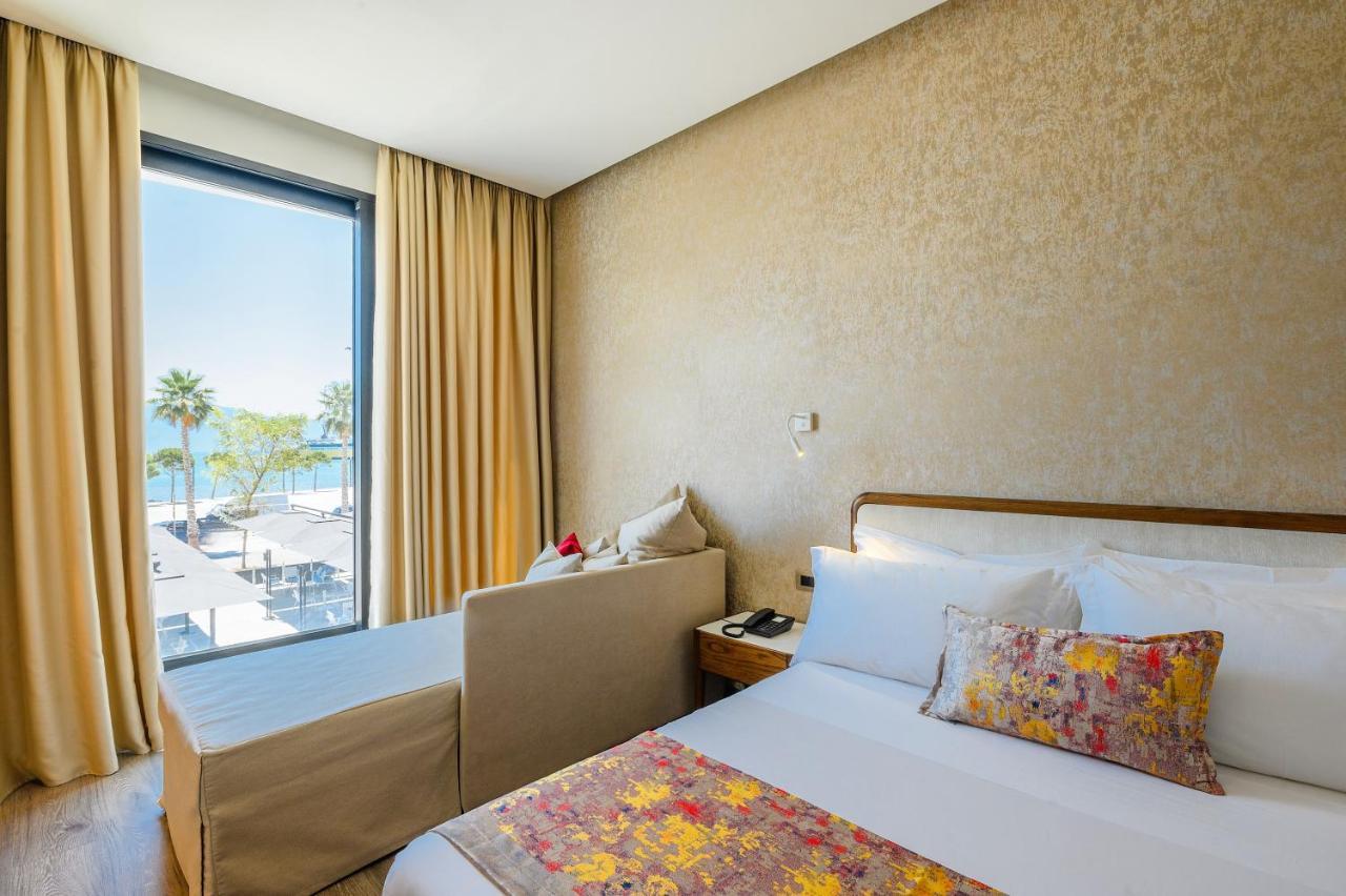 Chic Boutique Hotel Влёра Экстерьер фото
