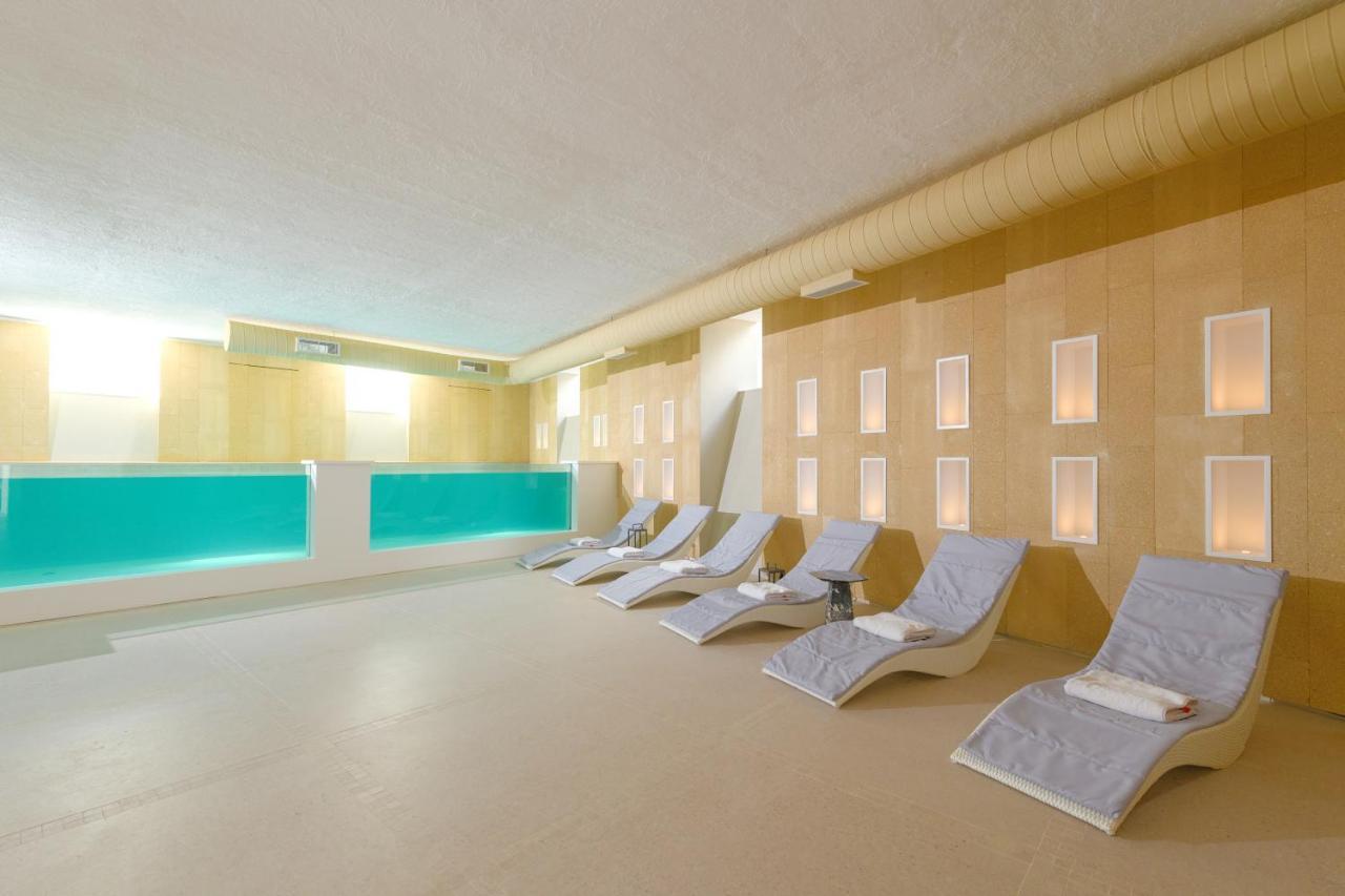 Chic Boutique Hotel Влёра Экстерьер фото