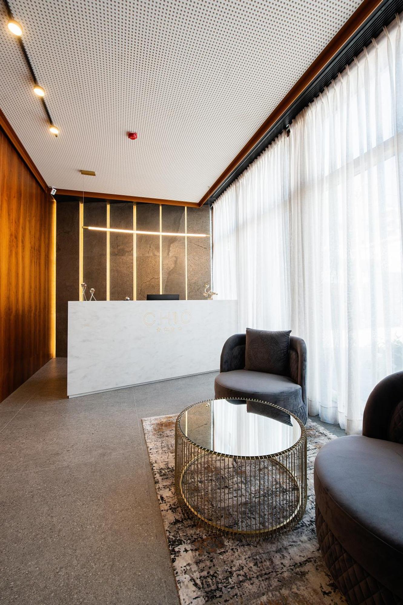 Chic Boutique Hotel Влёра Экстерьер фото